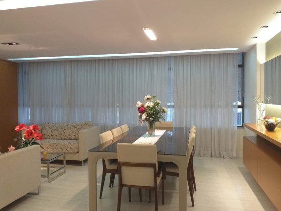 Imagem Apartamento com 3 Quartos à Venda ou Temporada, 161 m²em Icaraí - Niterói