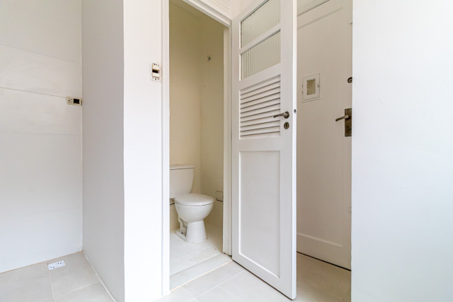 Imagem Apartamento com 3 Quartos à Venda,  em Laranjeiras - Rio de Janeiro