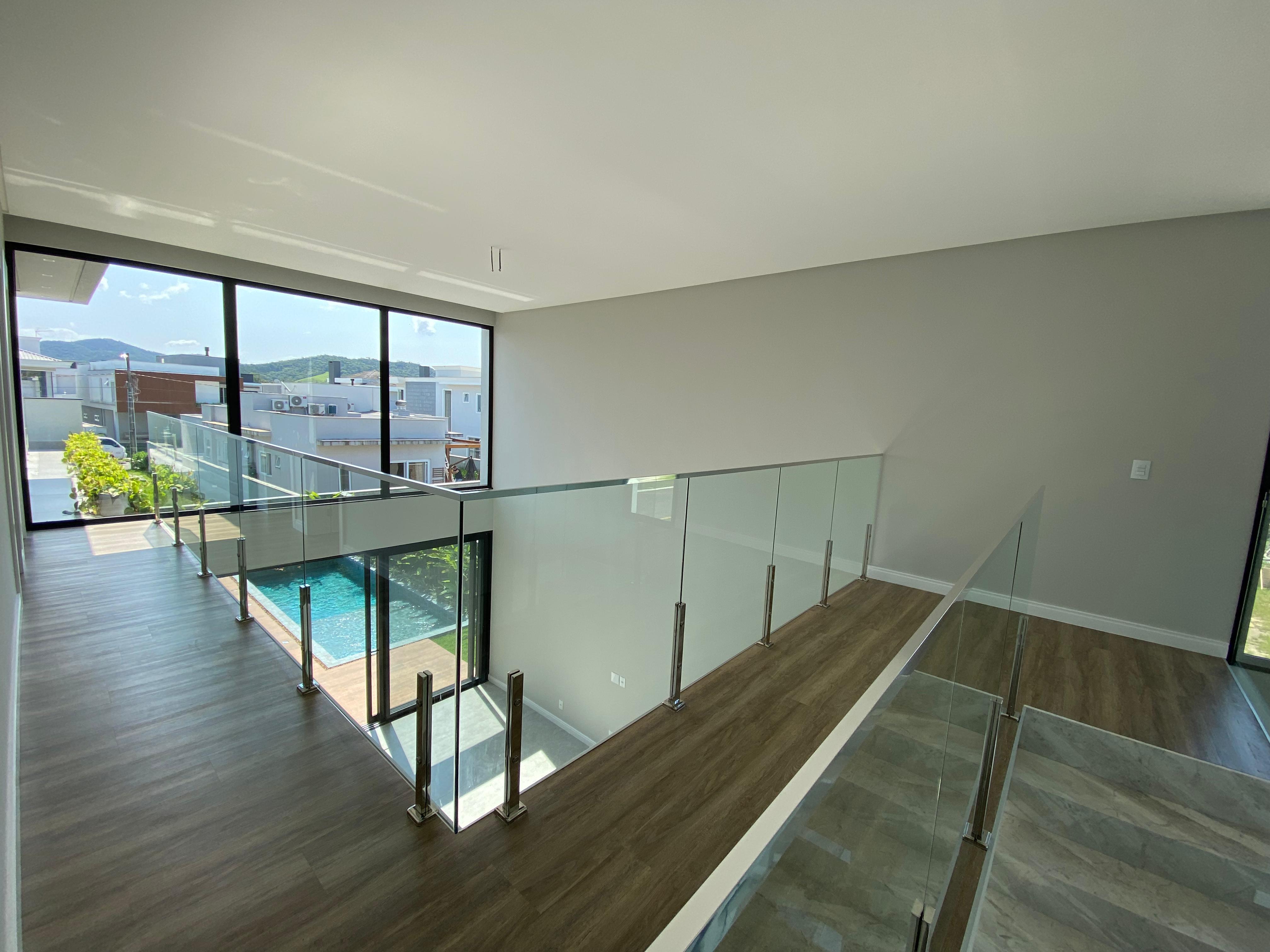 Imagem Casa com 4 Quartos à Venda, 370 m²em Santa Regina - Camboriú