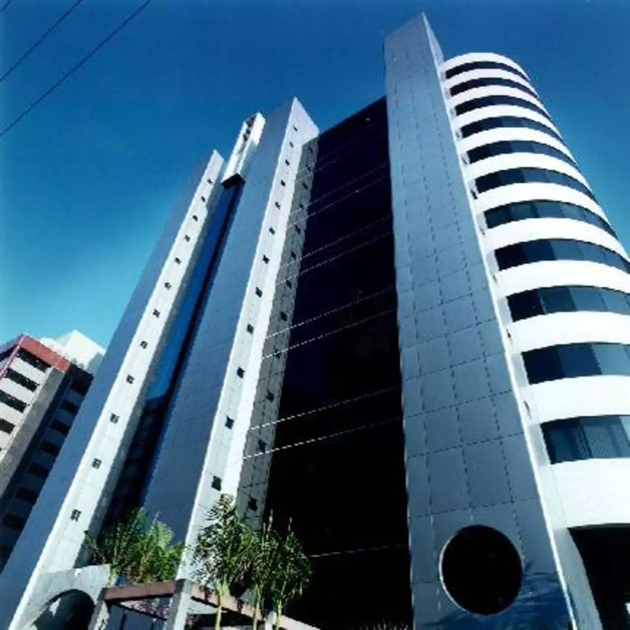 Sala Comercial à Venda ou Locação, 223 m²em Cidade Monções - São Paulo