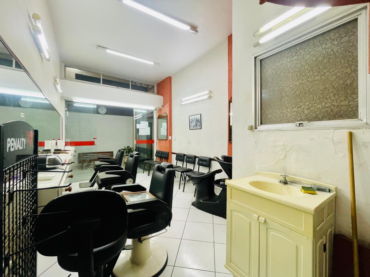 Foto do imóvel: Loja à Venda, 33 m²em Várzea - Teresópolis