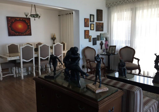 Imagem Apartamento com 4 Quartos à Venda, 247 m² em Barra da Tijuca - Rio de Janeiro
