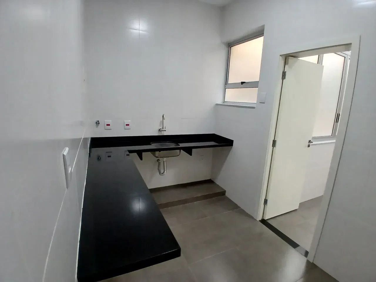 Imagem Apartamento com 2 Quartos à Venda, 75 m² em Sion - Belo Horizonte