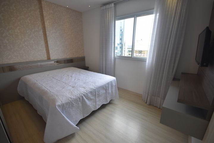 Imagem Apartamento com 4 Quartos à Venda, 163 m²em Meia Praia - Itapema
