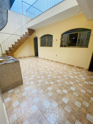 Imagem Sobrado com 3 Quartos à Venda, 189 m² em Vila Ré - São Paulo