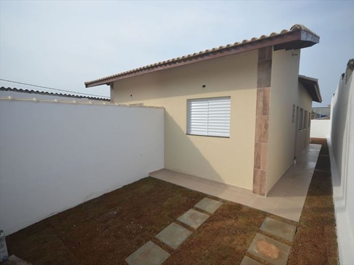 Imagem Casa com 2 Quartos à Venda, 55 m² em Itanhaém