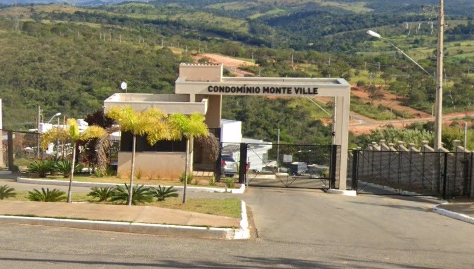 Imagem Casa de Condomínio com 4 Quartos à Venda, 200 m² em  - 