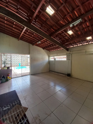 Imagem Casa com 3 Quartos para Alugar,  em Centro - Parnamirim