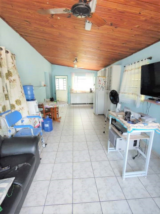 Casa com 2 Quartos à Venda,  em Morro do Abrigo - São Sebastião