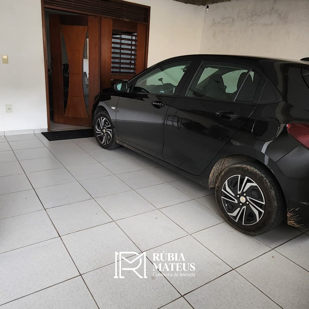 Foto do imóvel: Casa com 5 Quartos à Venda, 242 m²em Alecrim - Natal