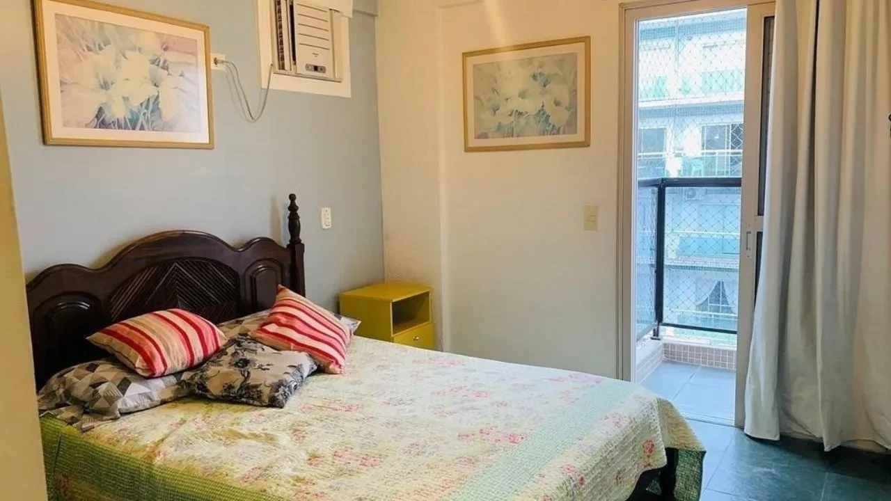 Imagem Apartamento com 2 Quartos à Venda, 70 m² em Enseada - Guarujá