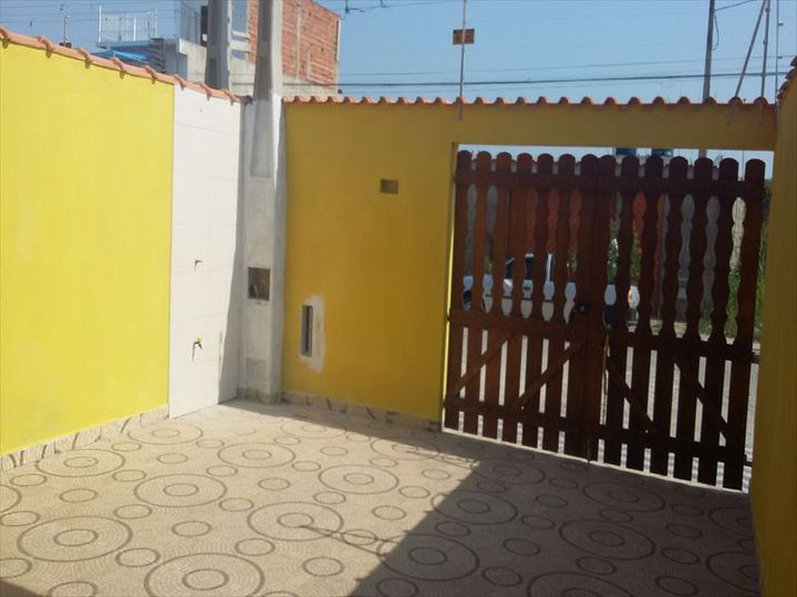 Imagem Casa com 2 Quartos à Venda, 80 m² em Itanhaém