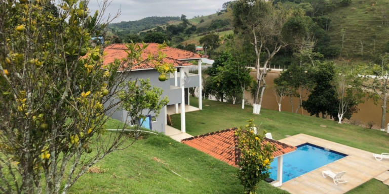 Imagem Chácara com 4 Quartos à Venda,  em Centro - Santa Isabel