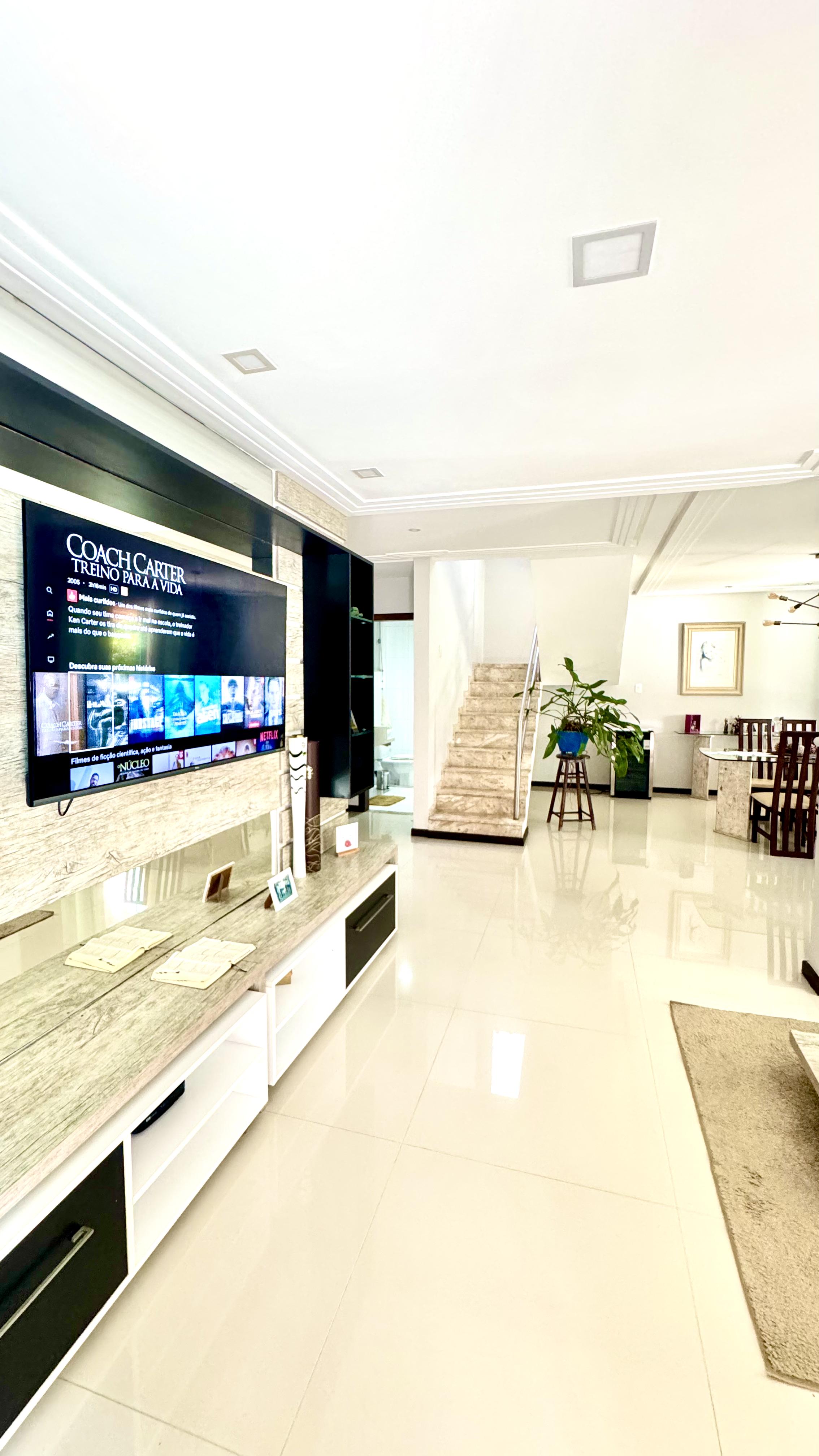 Imagem Casa de Condomínio com 5 Quartos à Venda, 320 m² em Buraquinho - Lauro de Freitas