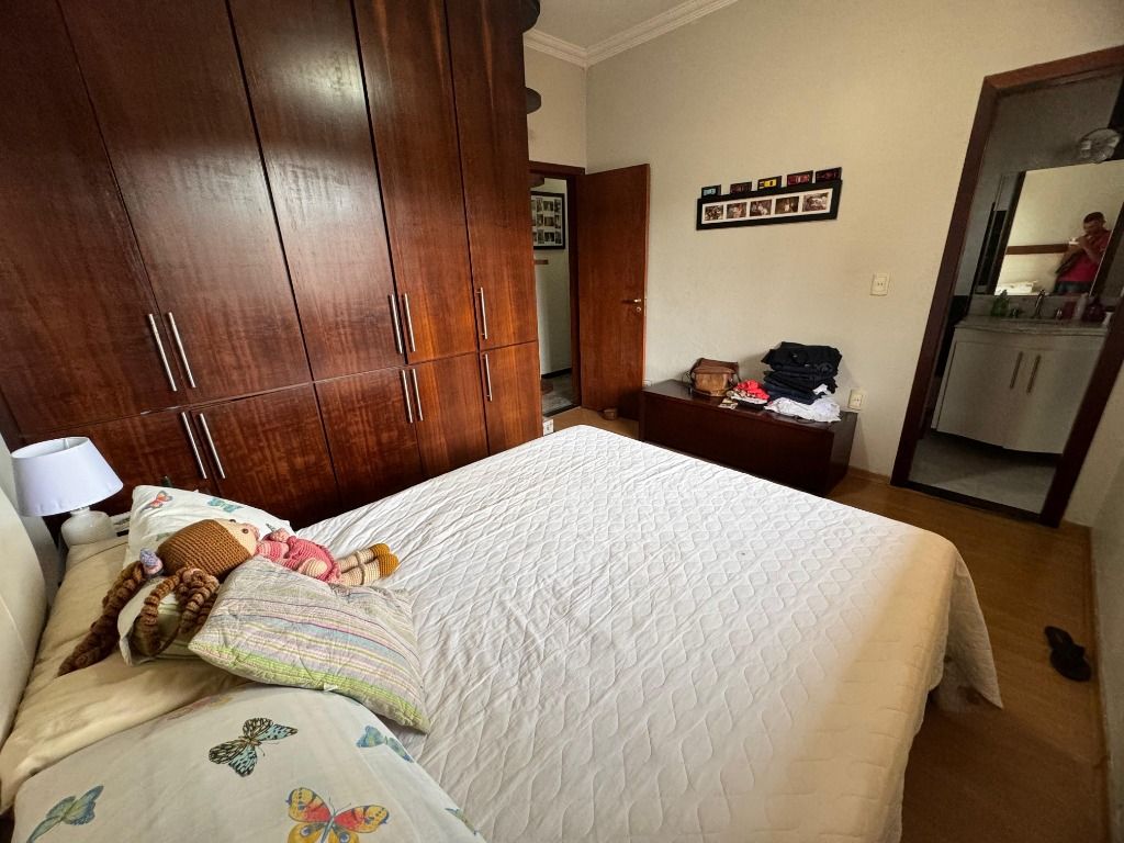 Imagem Casa com 4 Quartos à Venda, 249 m² em Tijuca - Contagem