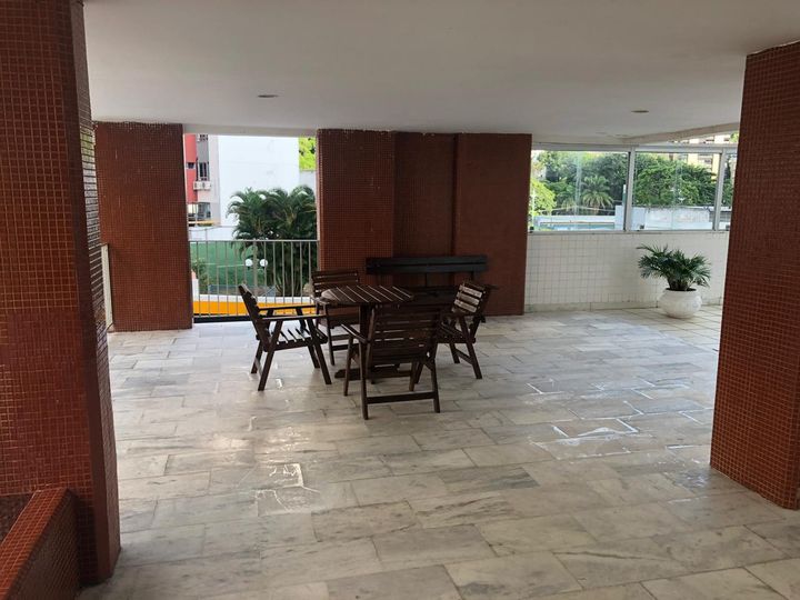 Imagem Apartamento com 2 Quartos à Venda, 75 m² em Candeal - Salvador
