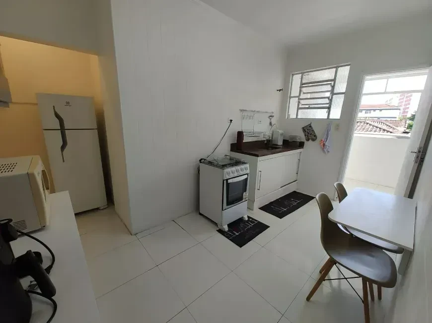 Imagem Apartamento com 2 Quartos à Venda, 75 m² em Encruzilhada - Santos