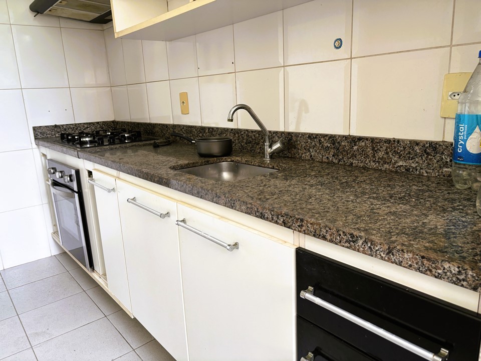 Foto do imóvel: Apartamento com 3 Quartos para Alugar, 70 m² em Japiim - Manaus