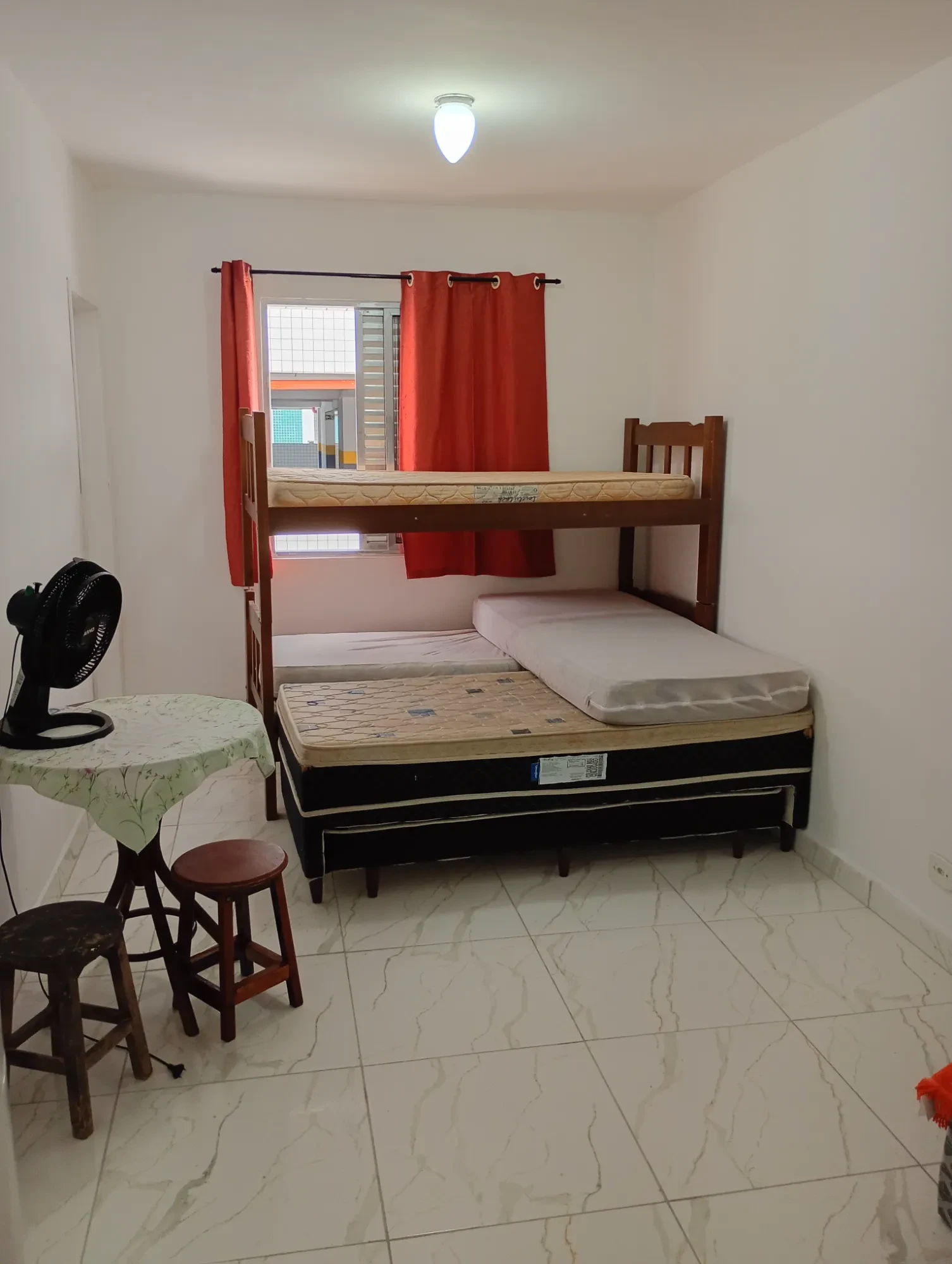 Imagem Kitnet à Venda, 30 m² em Guilhermina - Praia Grande