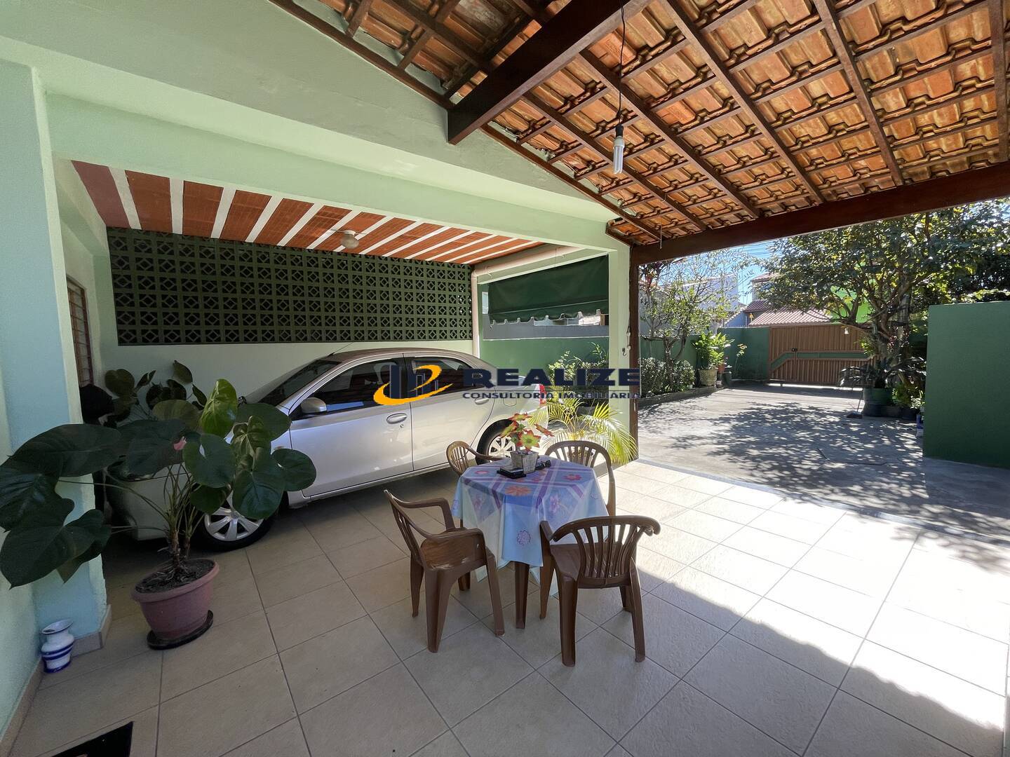 Imagem Casa com 4 Quartos à Venda, 250 m²em Parque Jóquei Club - Campos dos Goytacazes