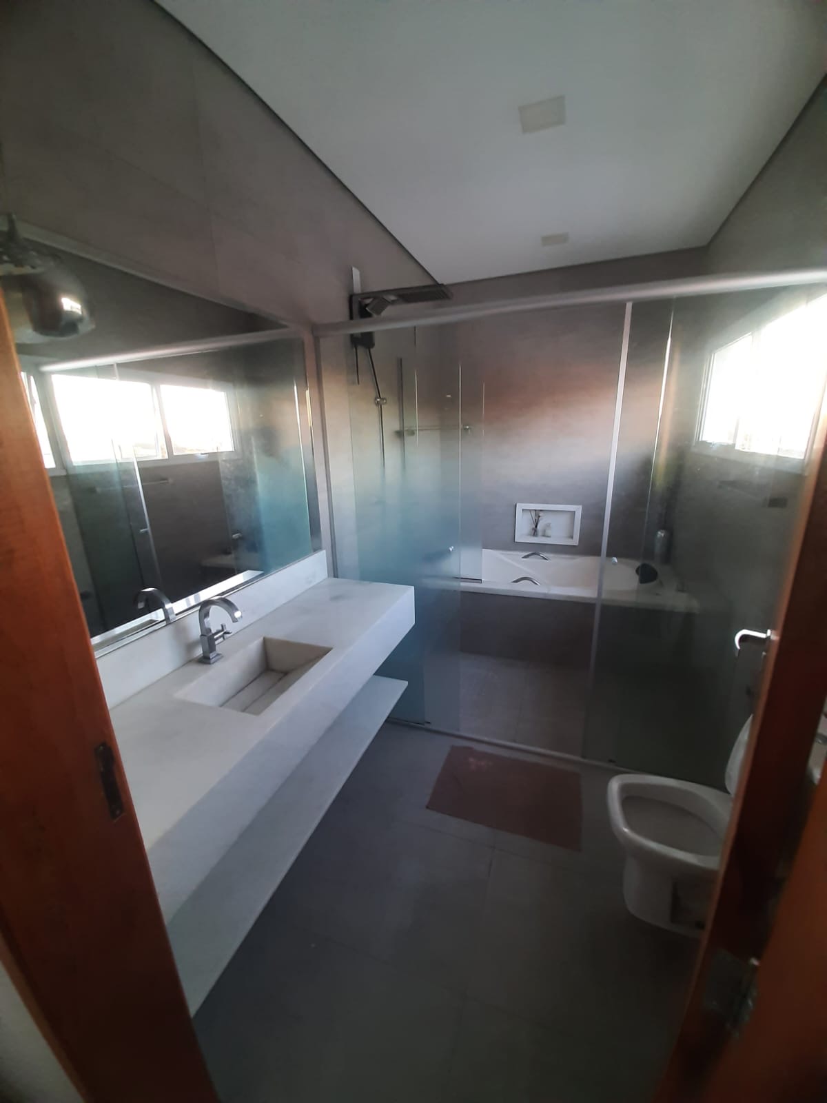 Foto do imóvel: Casa de Condomínio com 4 Quartos à Venda ou Locação, 225 m² em Condomínio Portal da Serra - Bragança Paulista