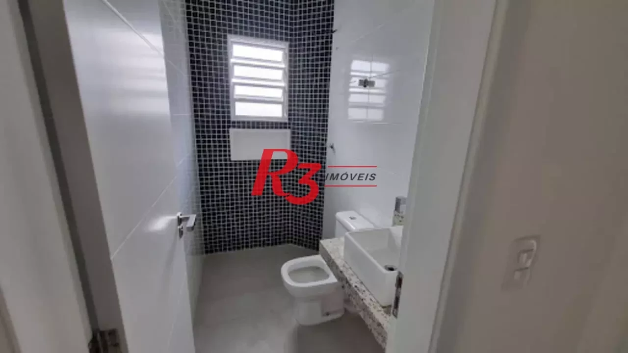Imagem Casa de Vila com 3 Quartos à Venda, 155 m² em Embaré - Santos