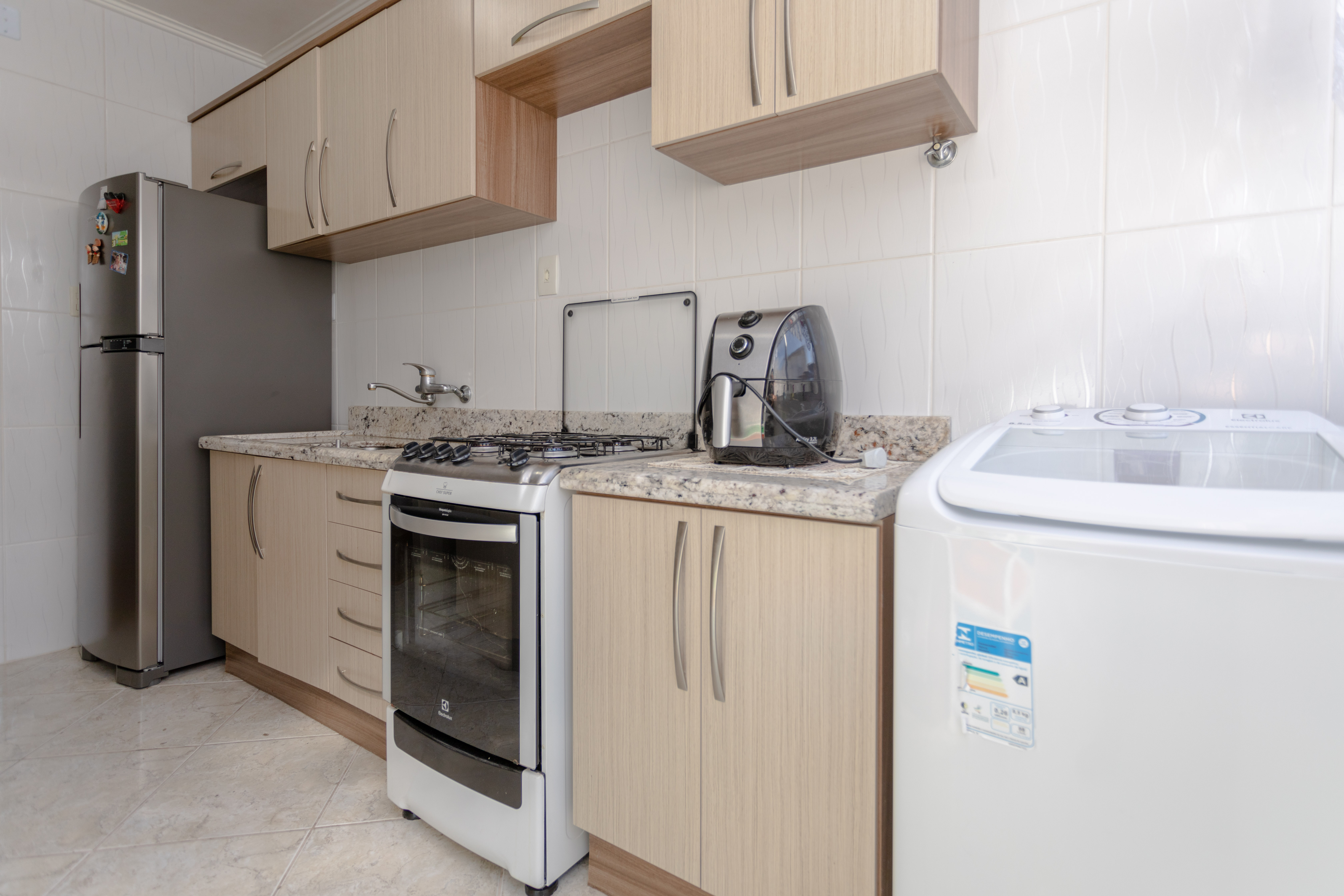 Imagem Cobertura com 2 Quartos à Venda, 80 m² em Vila Ipiranga - Porto Alegre
