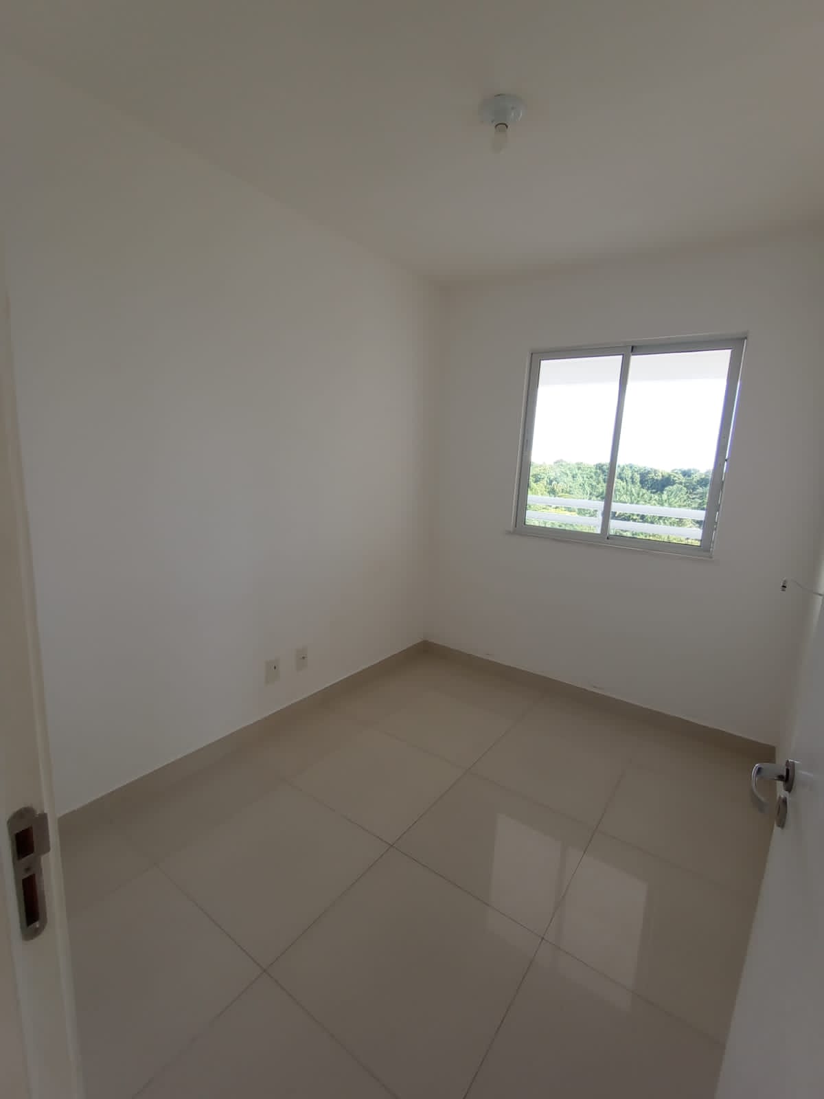 Imagem Apartamento com 3 Quartos para Alugar, 81 m²em Piatã - Salvador
