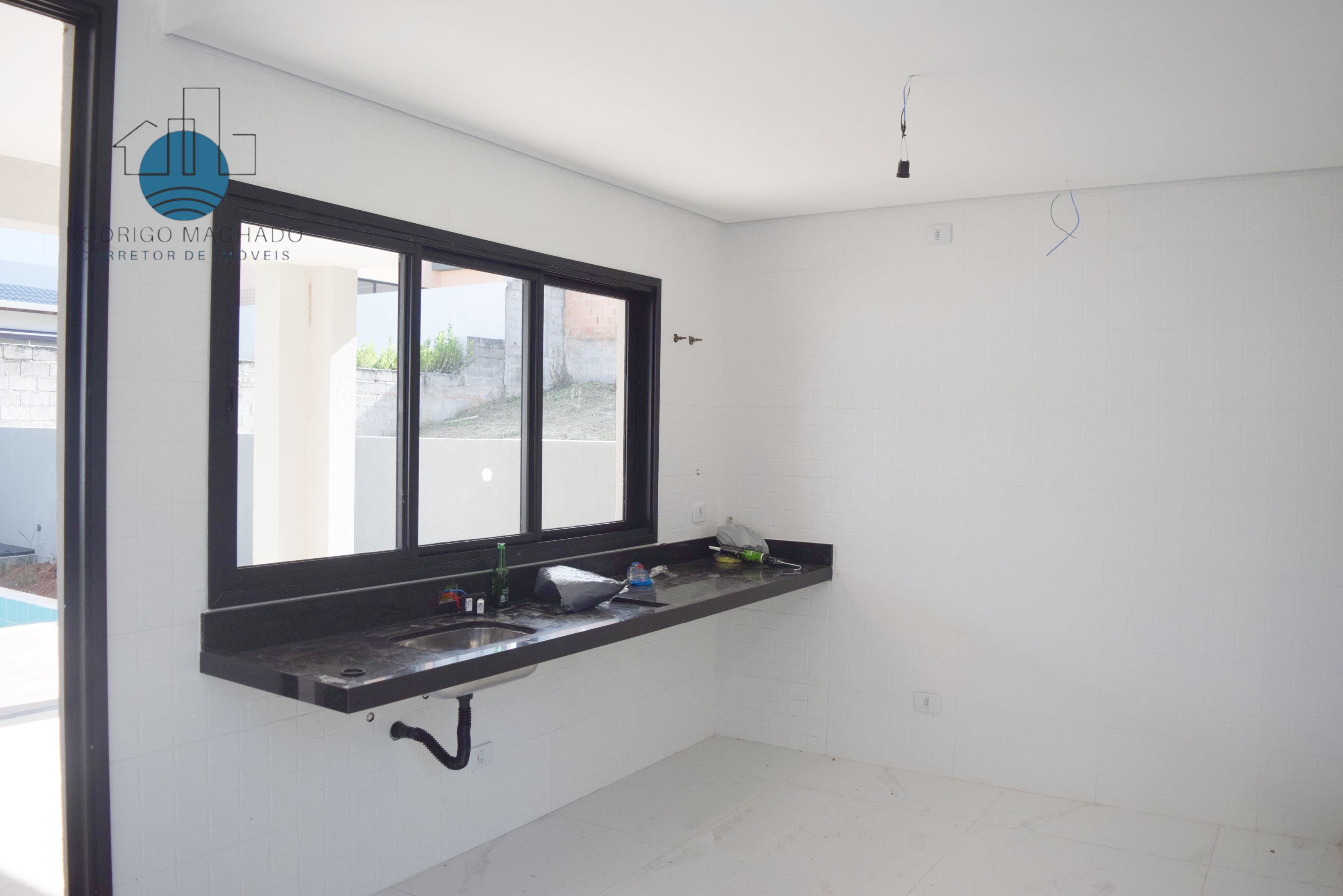 Imagem Sobrado com 3 Quartos à Venda, 180 m² em Condomínio Atibaia Park I - Atibaia
