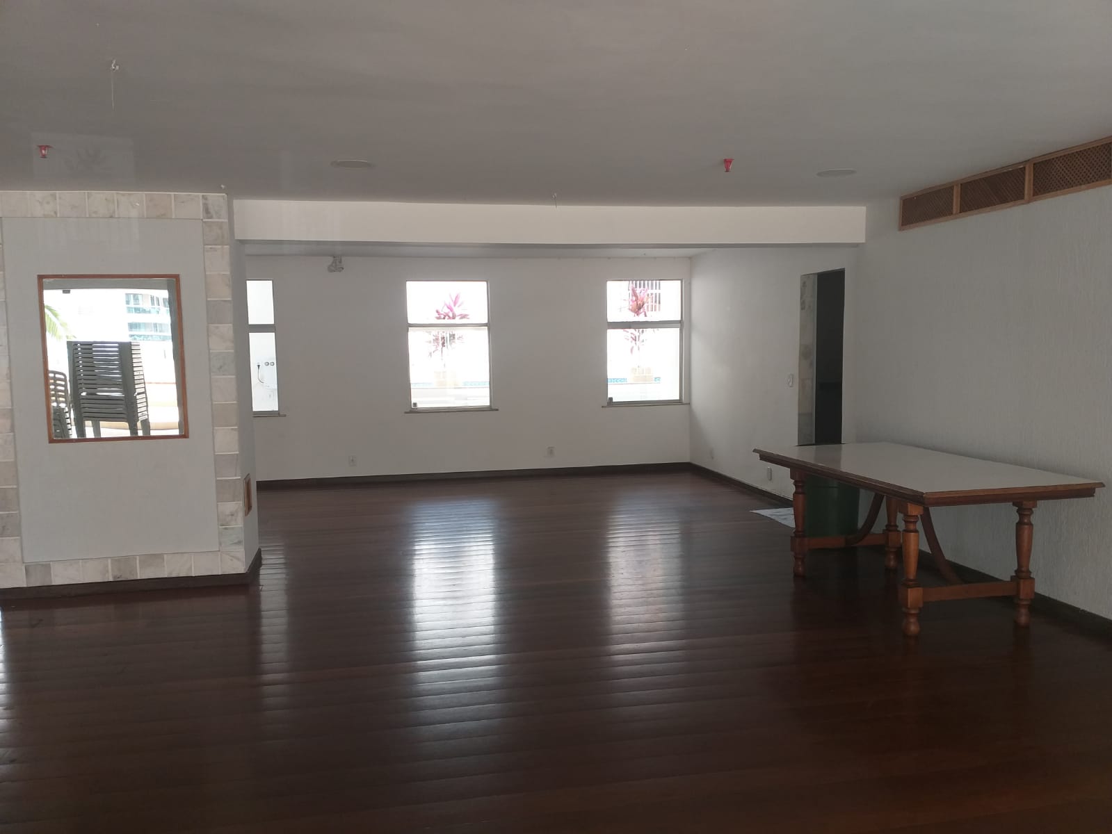 Imagem Apartamento com 2 Quartos à Venda, 70 m²em Icaraí - Niterói