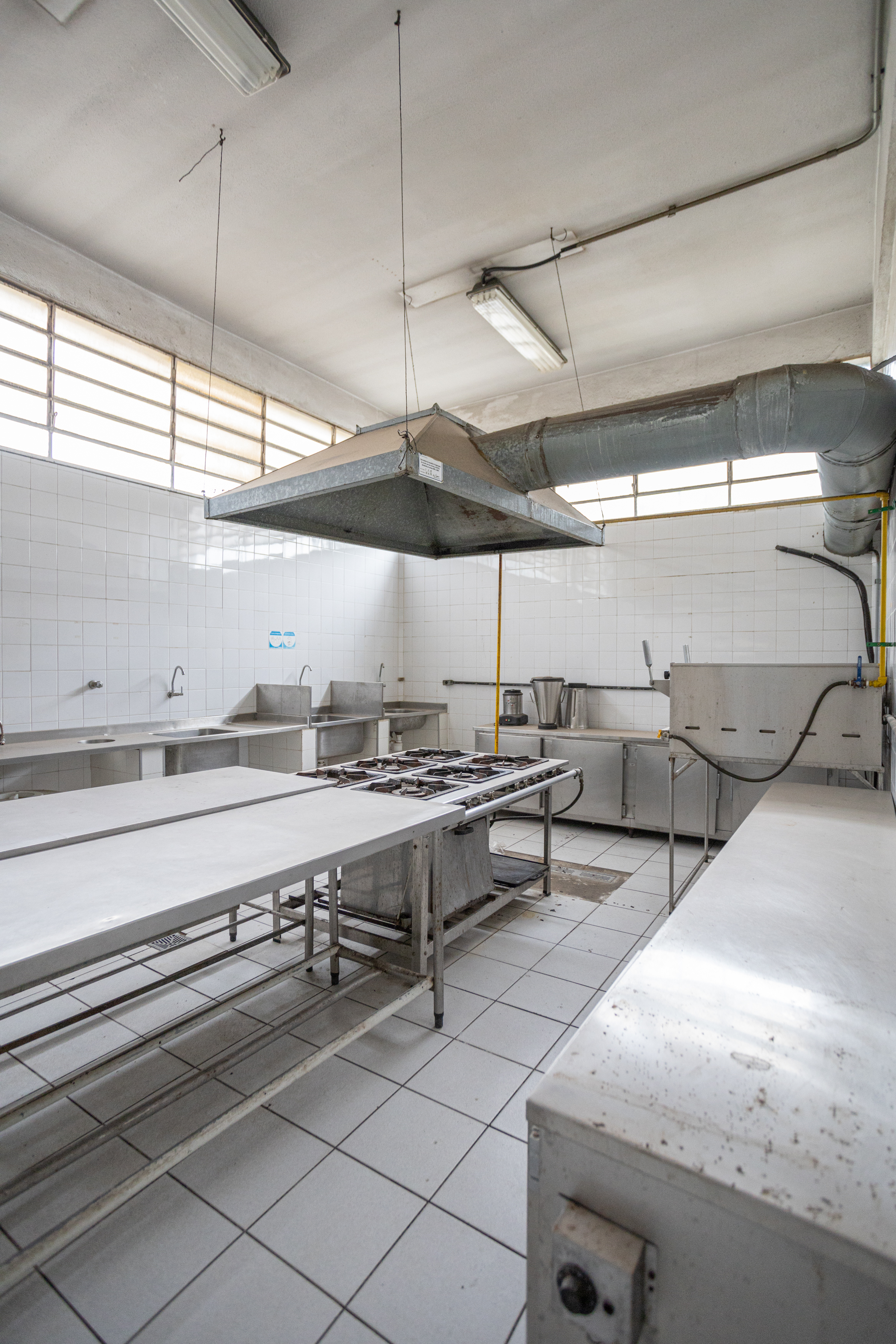 Foto do imóvel: Galpão para Alugar, 4.200 m² em Ayrosa - Osasco