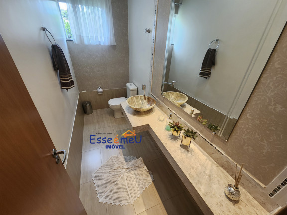 Imagem Casa de Condomínio com 5 Quartos à Venda, 354 m² em Jardins Madri - Goiânia