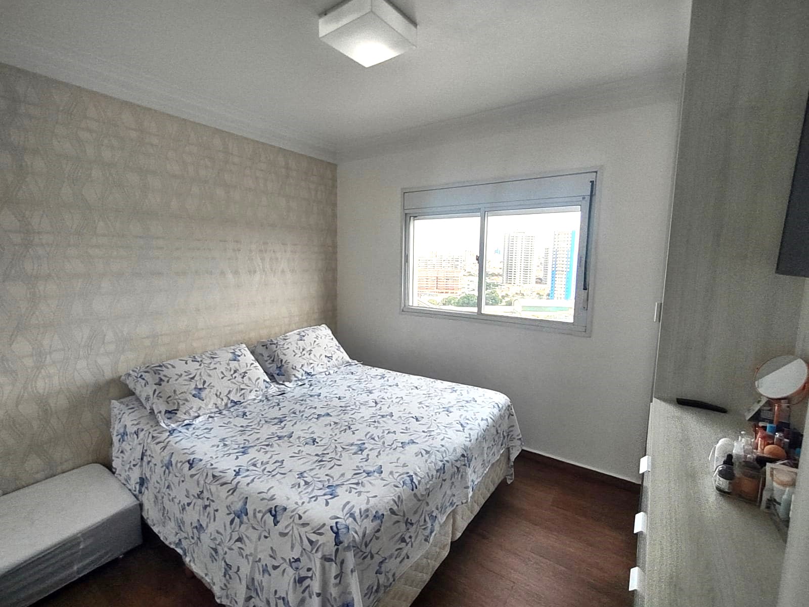 Imagem Apartamento com 2 Quartos à Venda, 77 m²em Jardim Avelino - São Paulo