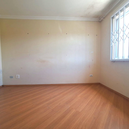 Foto do imóvel: Sobrado com 3 Quartos à Venda, 13.100 m² em Capão Raso - Curitiba