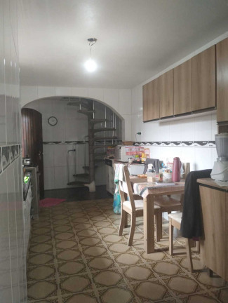 Imagem Sobrado com 4 Quartos à Venda,  em Vila Nova Utinga - São Paulo