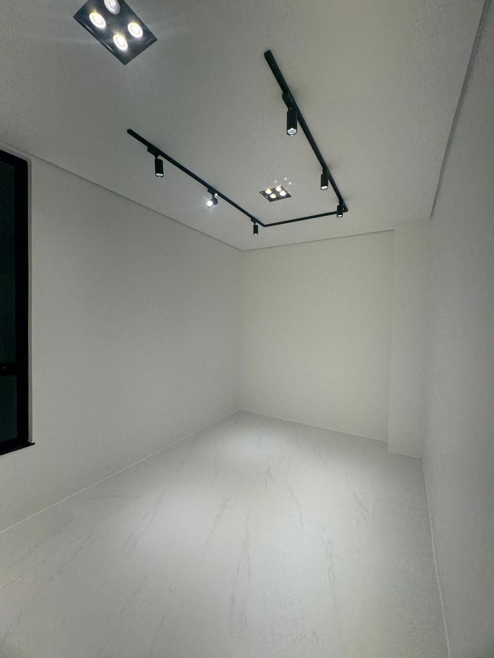 Foto do imóvel: Casa de Condomínio com 4 Quartos à Venda, 271 m² em Ponta Negra - Manaus