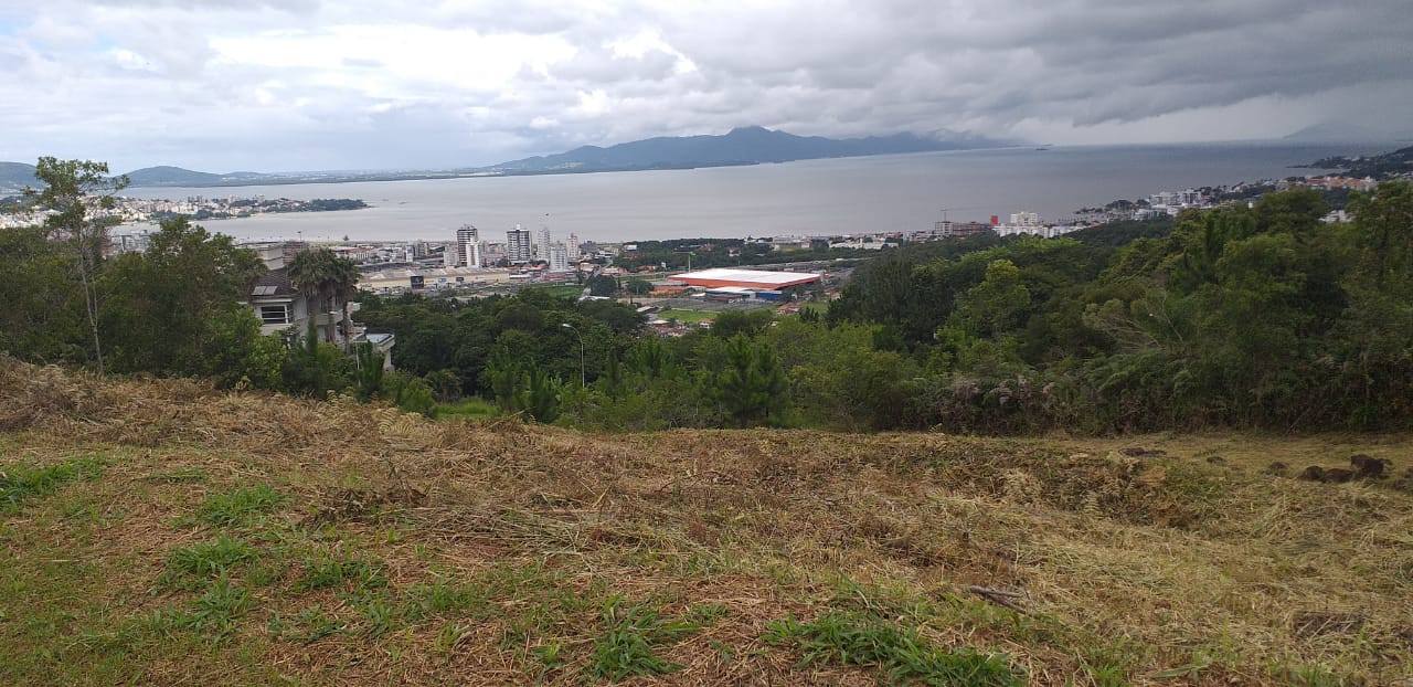 Imagem Terreno à Venda, 672 m²em Roçado - São José