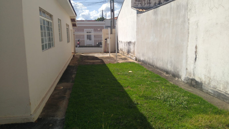 Imagem Casa com 2 Quartos à Venda,  em Amizade - Araçatuba