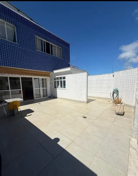 Imagem Cobertura com 4 Quartos à Venda, 200 metros em Alto - Teresópolis