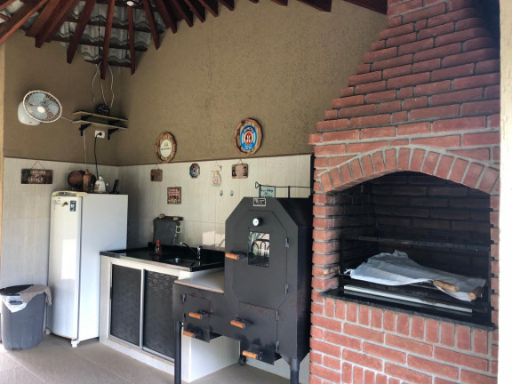 Imagem Casa de Condomínio com 3 Quartos à Venda, 213 m² em Guaxinduva - Atibaia