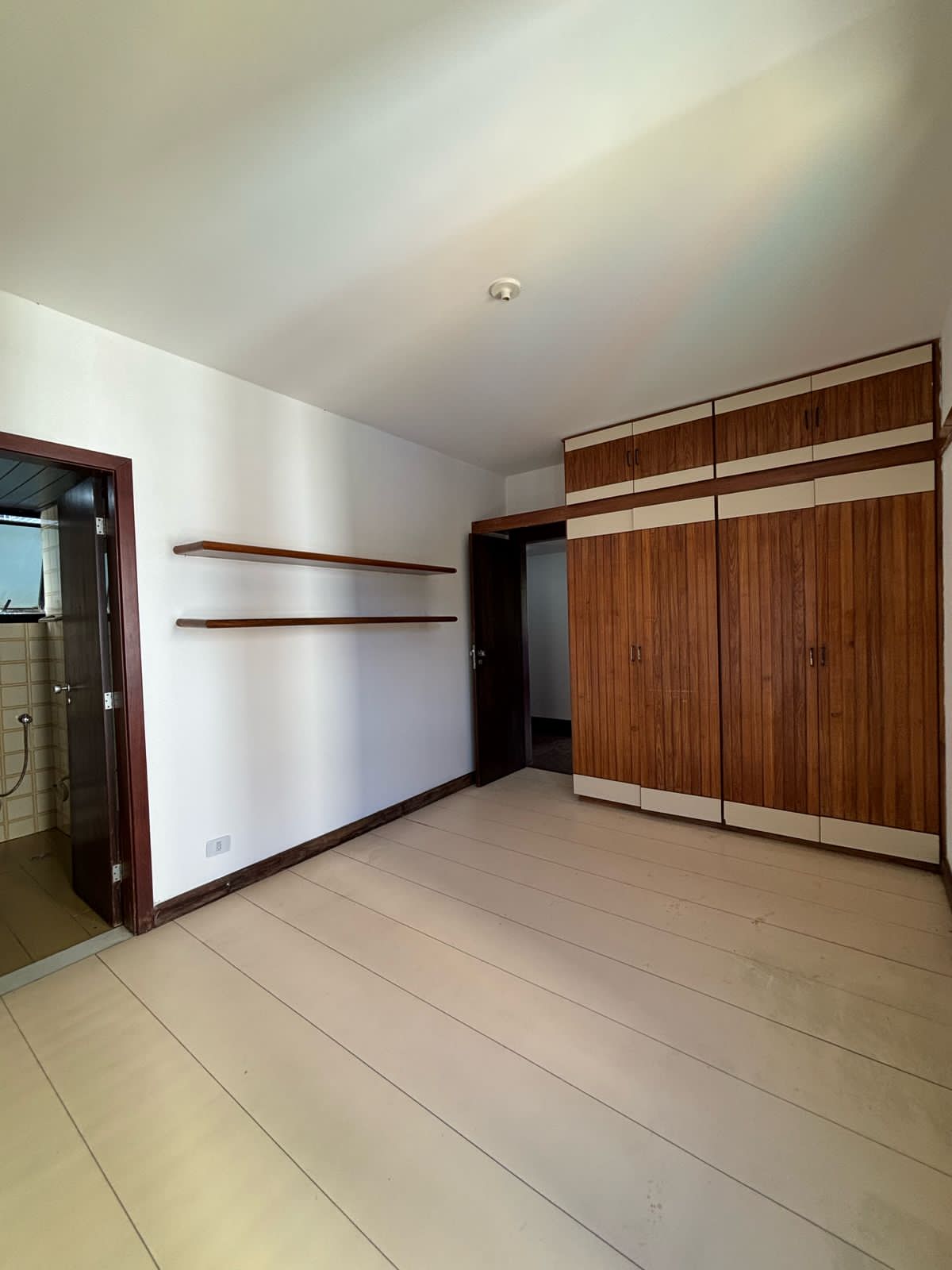 Imagem Apartamento com 4 Quartos à Venda, 211 m² em Itaigara - Salvador