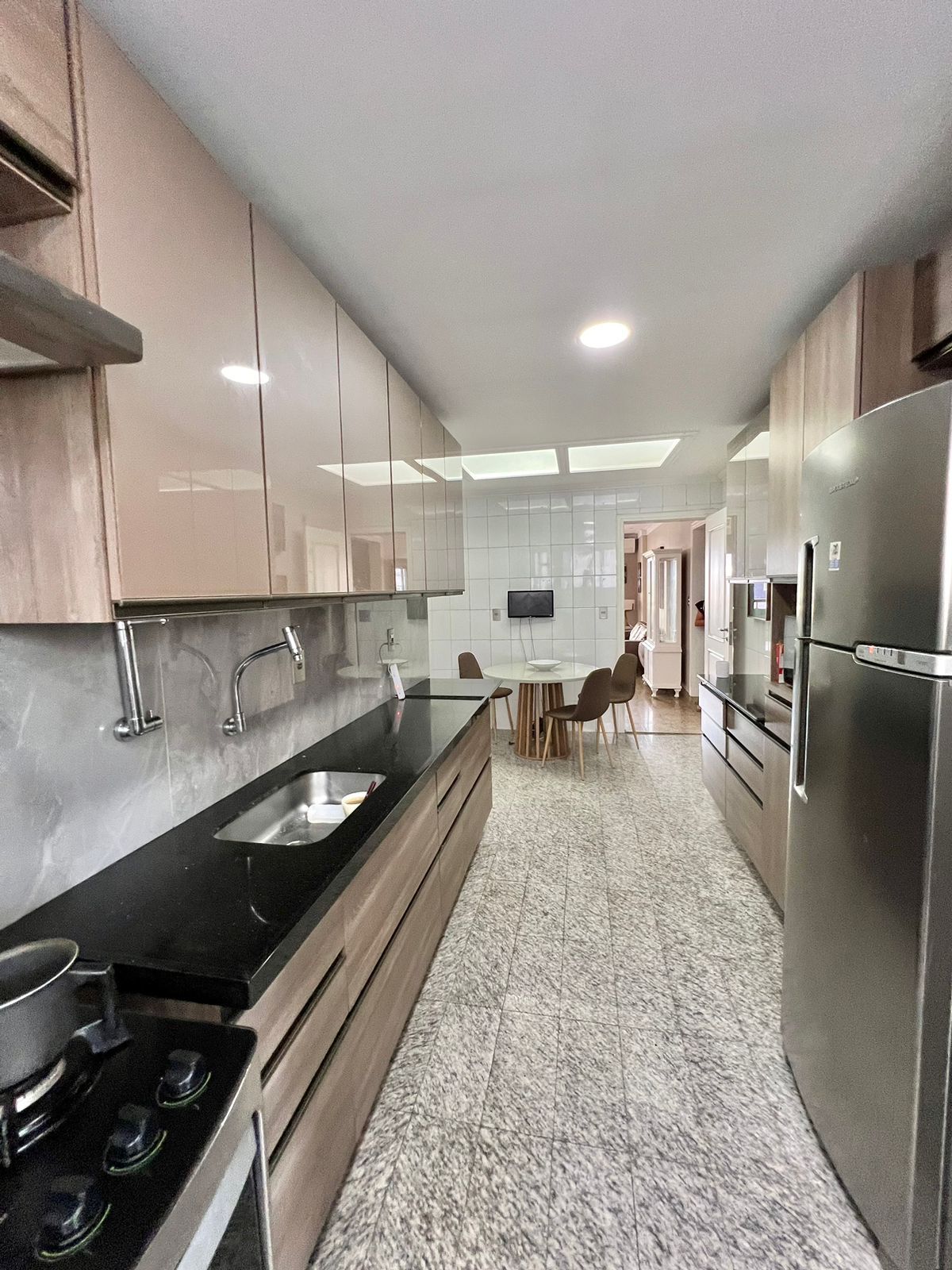 Imagem Apartamento com 3 Quartos para Alugar, 135 m²em Umarizal - Belém