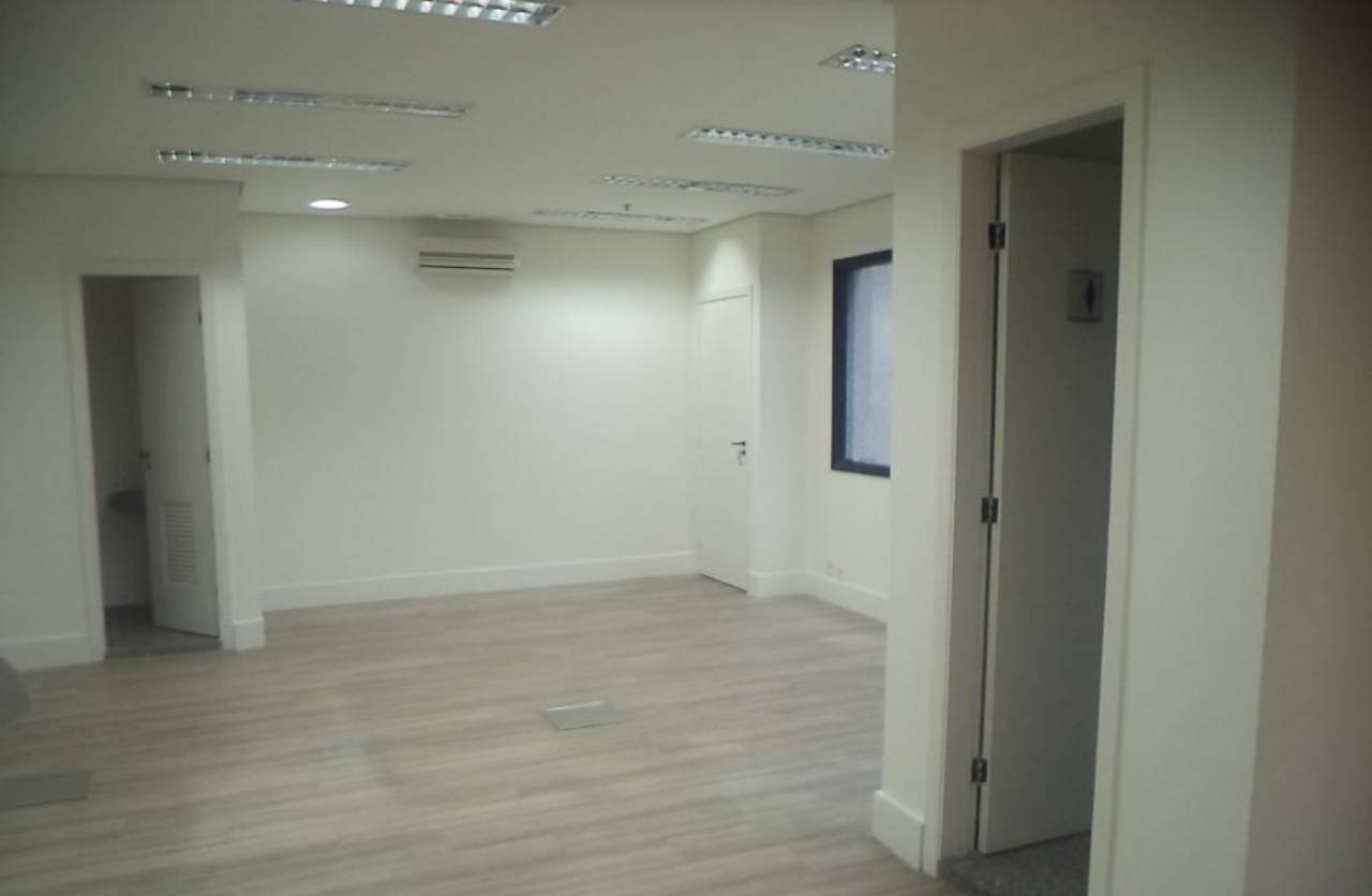 Imagem Sala Comercial à Venda ou Locação, 37 m² em Vila Olímpia - São Paulo