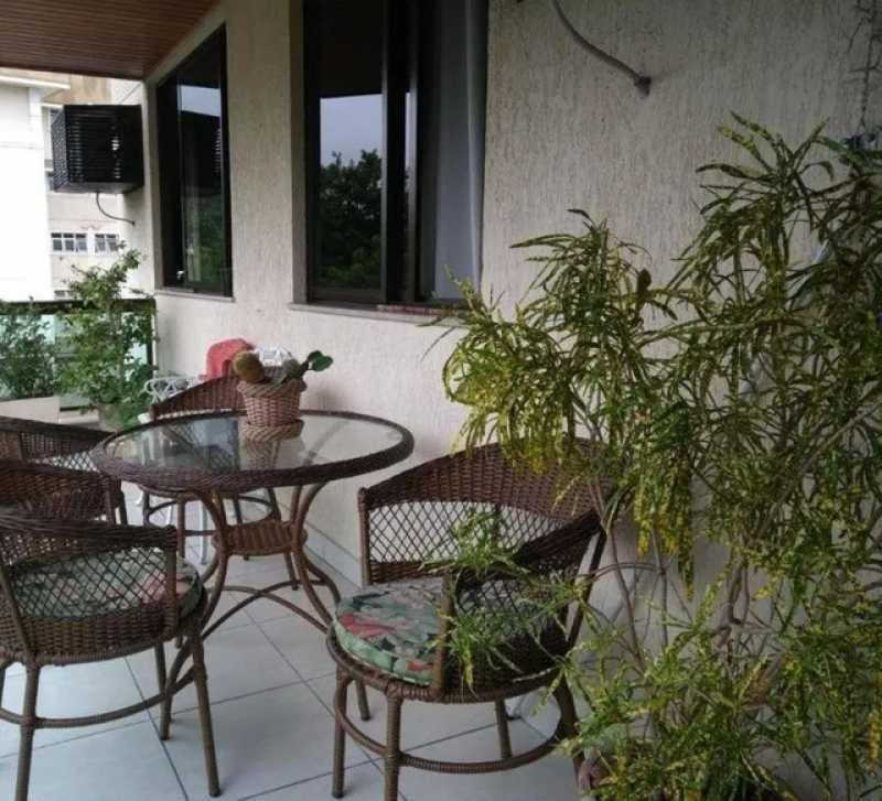 Imagem Apartamento com 3 Quartos à Venda, 120 m²em Piratininga - Niterói