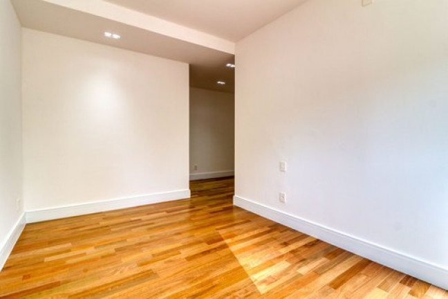 Imagem Apartamento com 3 Quartos à Venda, 161 m² em Vila Nova Conceição - São Paulo