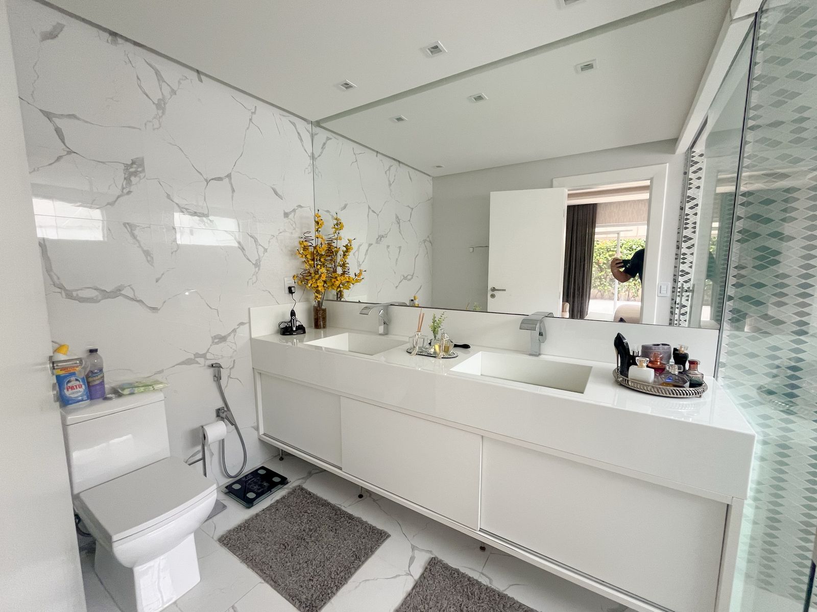 Foto do imóvel: Casa de Condomínio com 4 Quartos à Venda, 415 m² em Vale do Landirana (Abrantes) - Camaçari