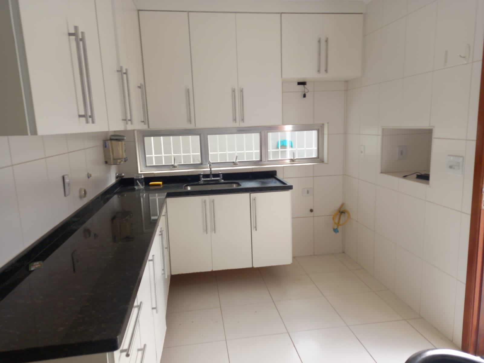 Imagem Sobrado com 3 Quartos à Venda, 181 m²em Jardim Prudência - São Paulo