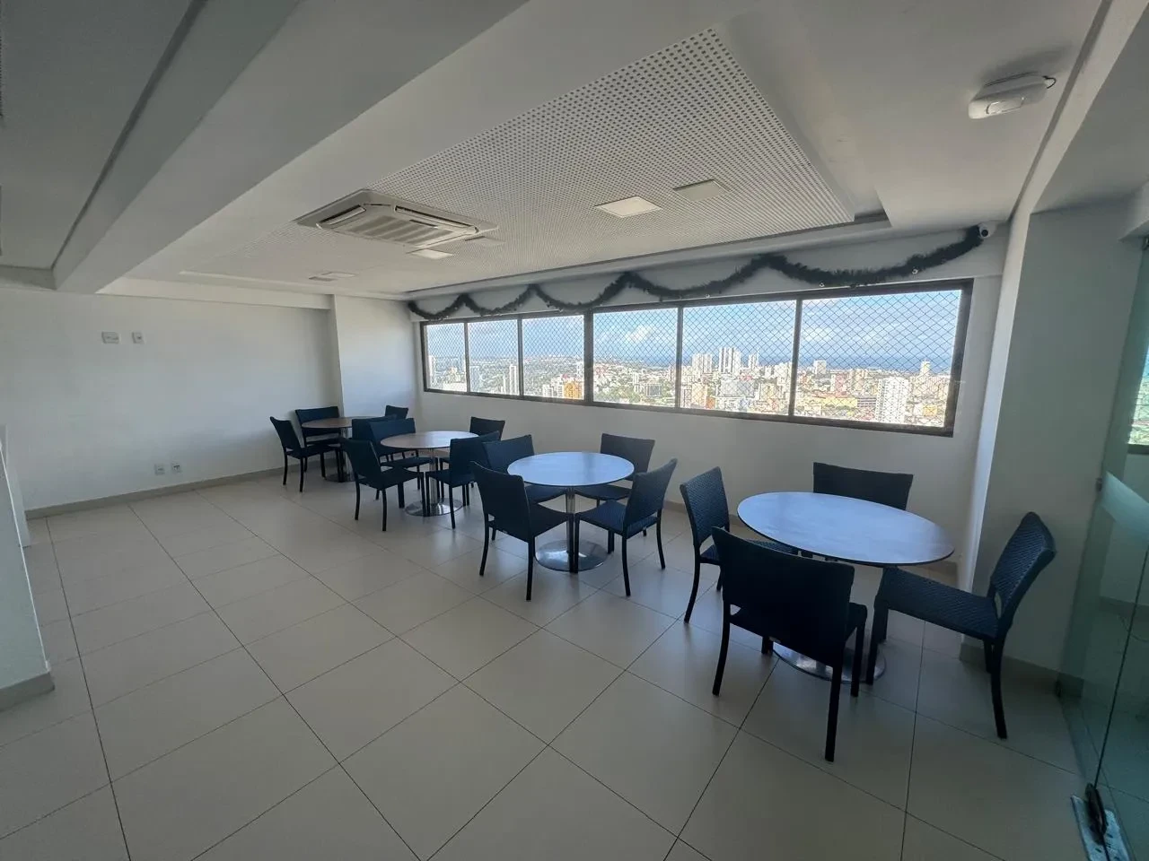 Imagem Apartamento com 2 Quartos à Venda, 54 m² em Ilha do Leite - Recife