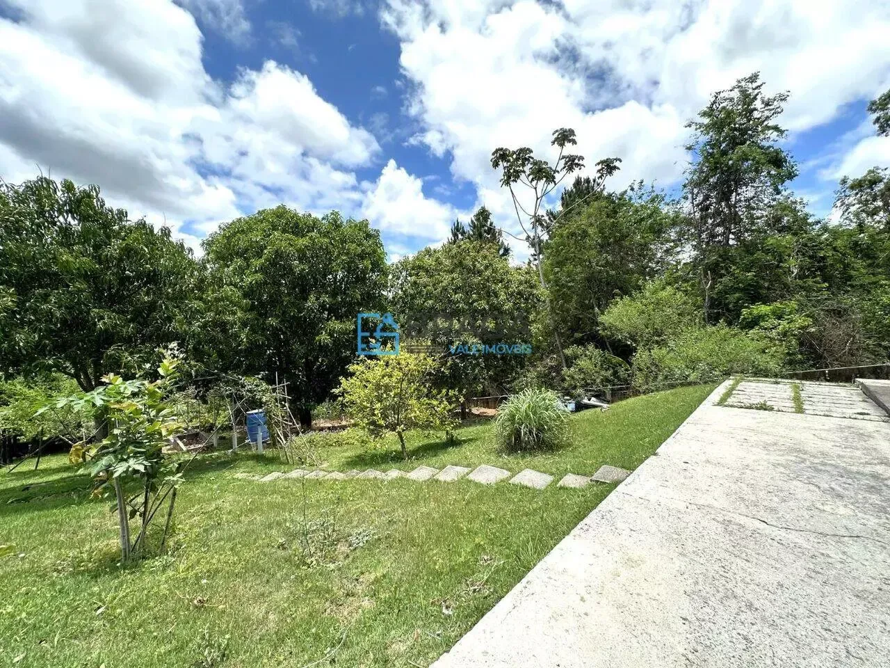 Imagem Casa com 3 Quartos à Venda, 269 metros em Jambeiro - Jambeiro