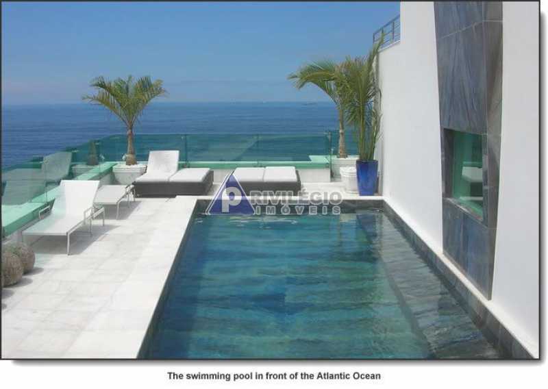 Cobertura com 5 Quartos à Venda, 950 m²em Copacabana - Rio de Janeiro